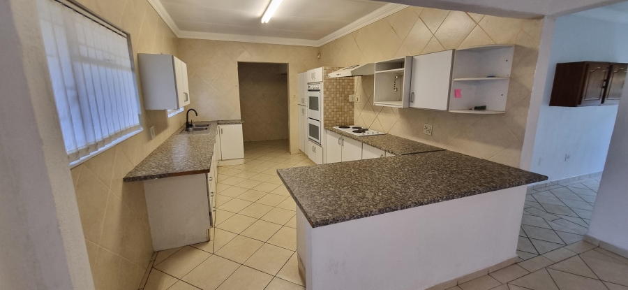 4 Bedroom Property for Sale in Elandsrand North West